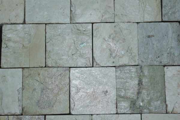WOODSTONE 4X4
